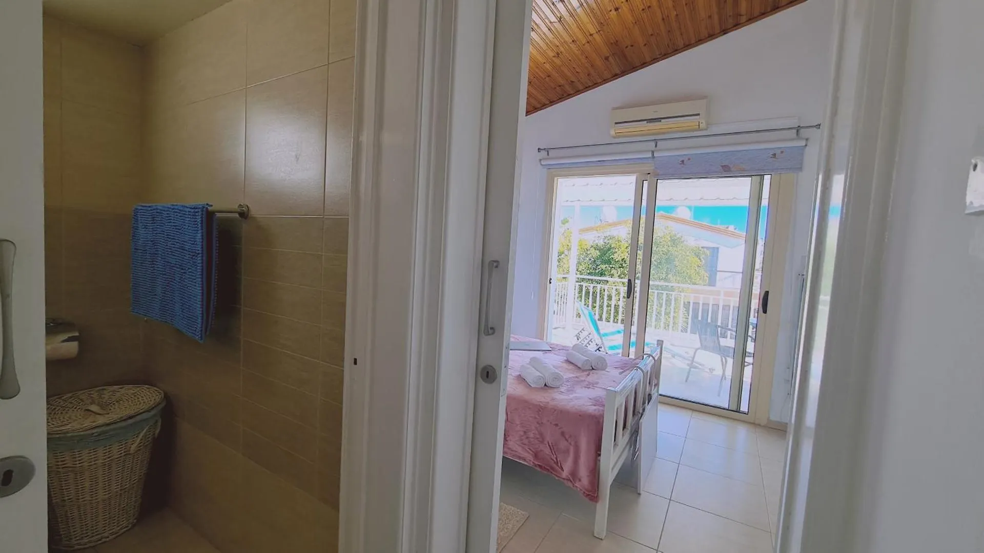 Stay Crystal Waves Maisonette Meneou Apartment