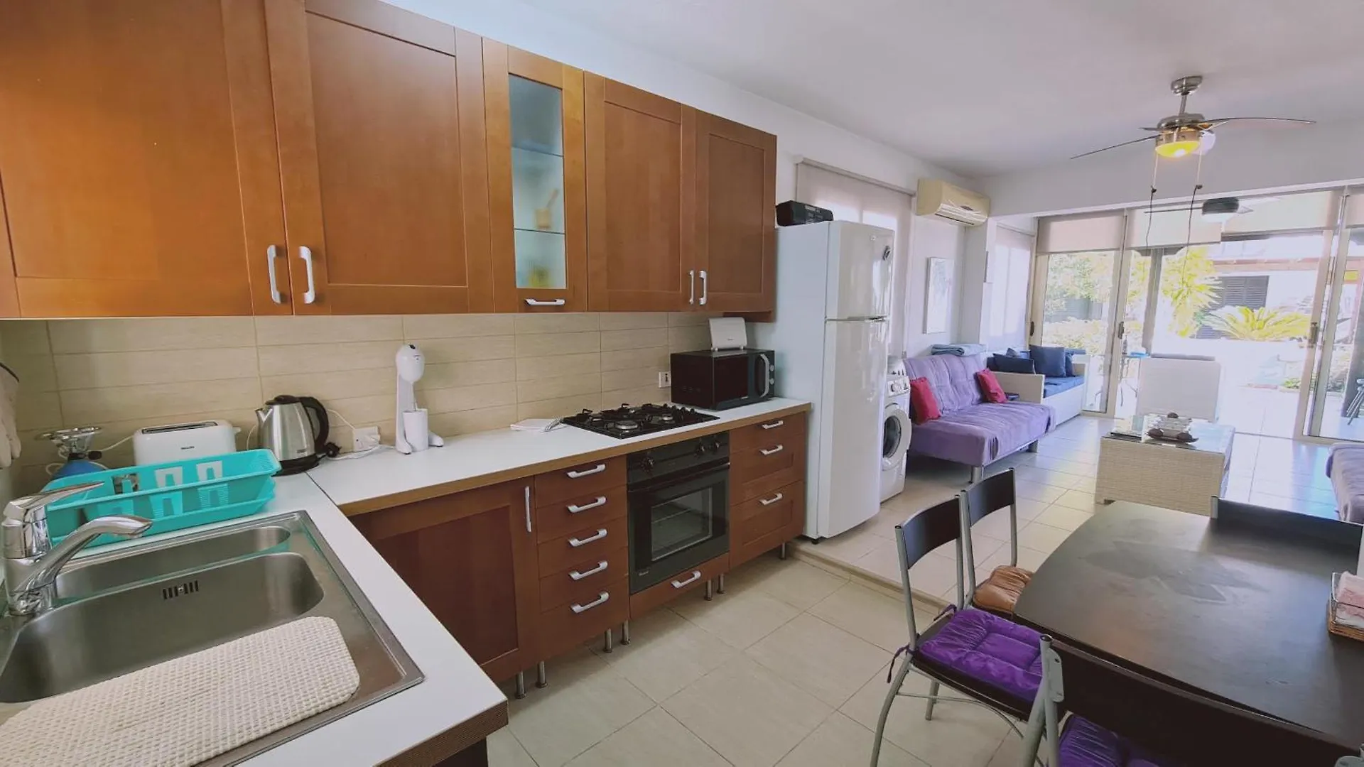 Stay Crystal Waves Maisonette Meneou Cyprus